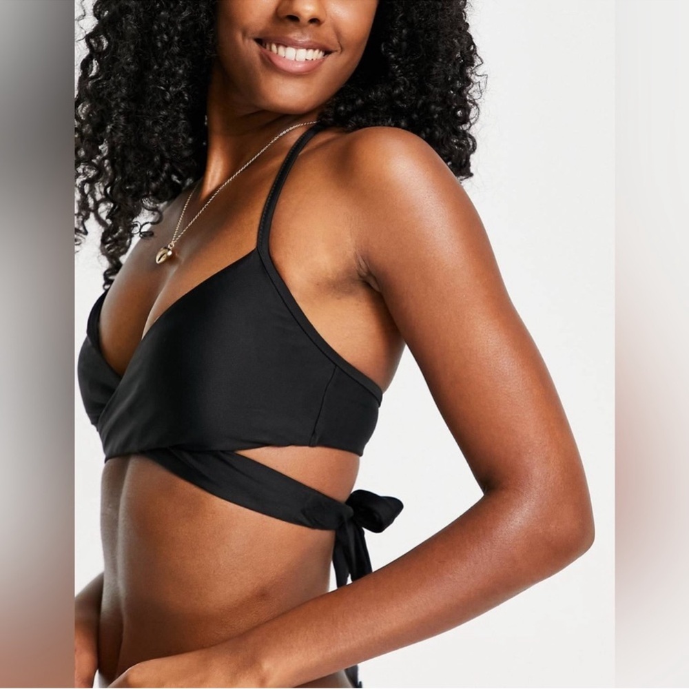 Aerie Classic Black Bikini Top